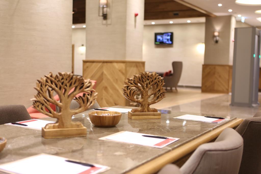 Ramada Hotel & Suites Adana Extérieur photo